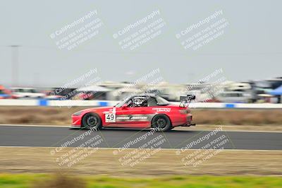 media/Jan-26-2025-CalClub SCCA (Sun) [[cfcea7df88]]/Group 1/Race/